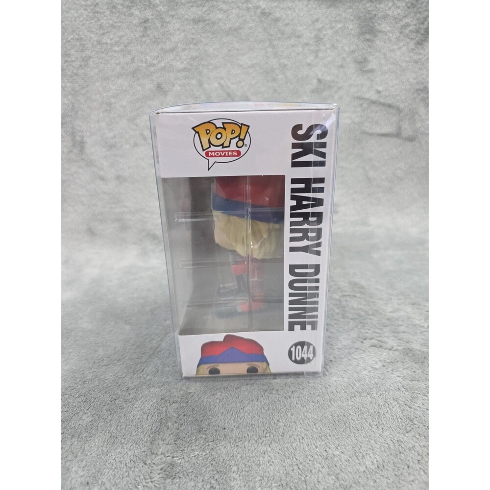 Funko POP! Movies Dumb and Dumber Ski Harry Dunne #1044 Vinyl Figure - Picture 4 of 9